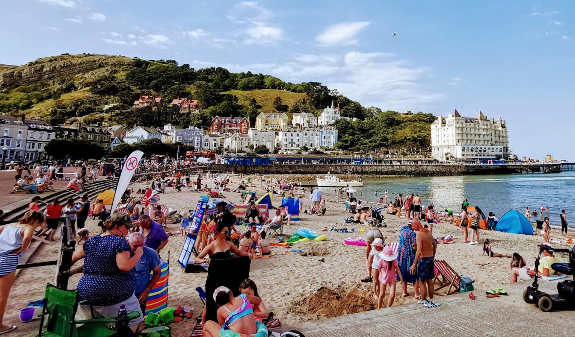 Bron Orme Private Hotel Llandudno Exterior foto